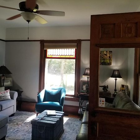 The Walnut Grove Bnb Harrow 外观 照片