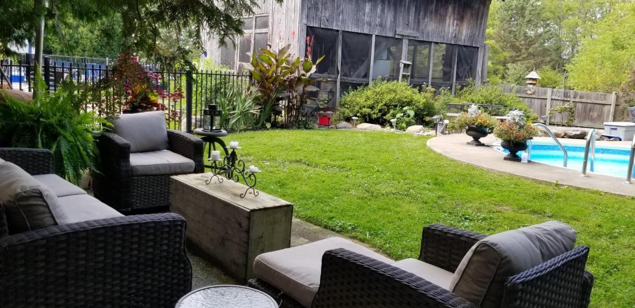 The Walnut Grove Bnb Harrow 外观 照片
