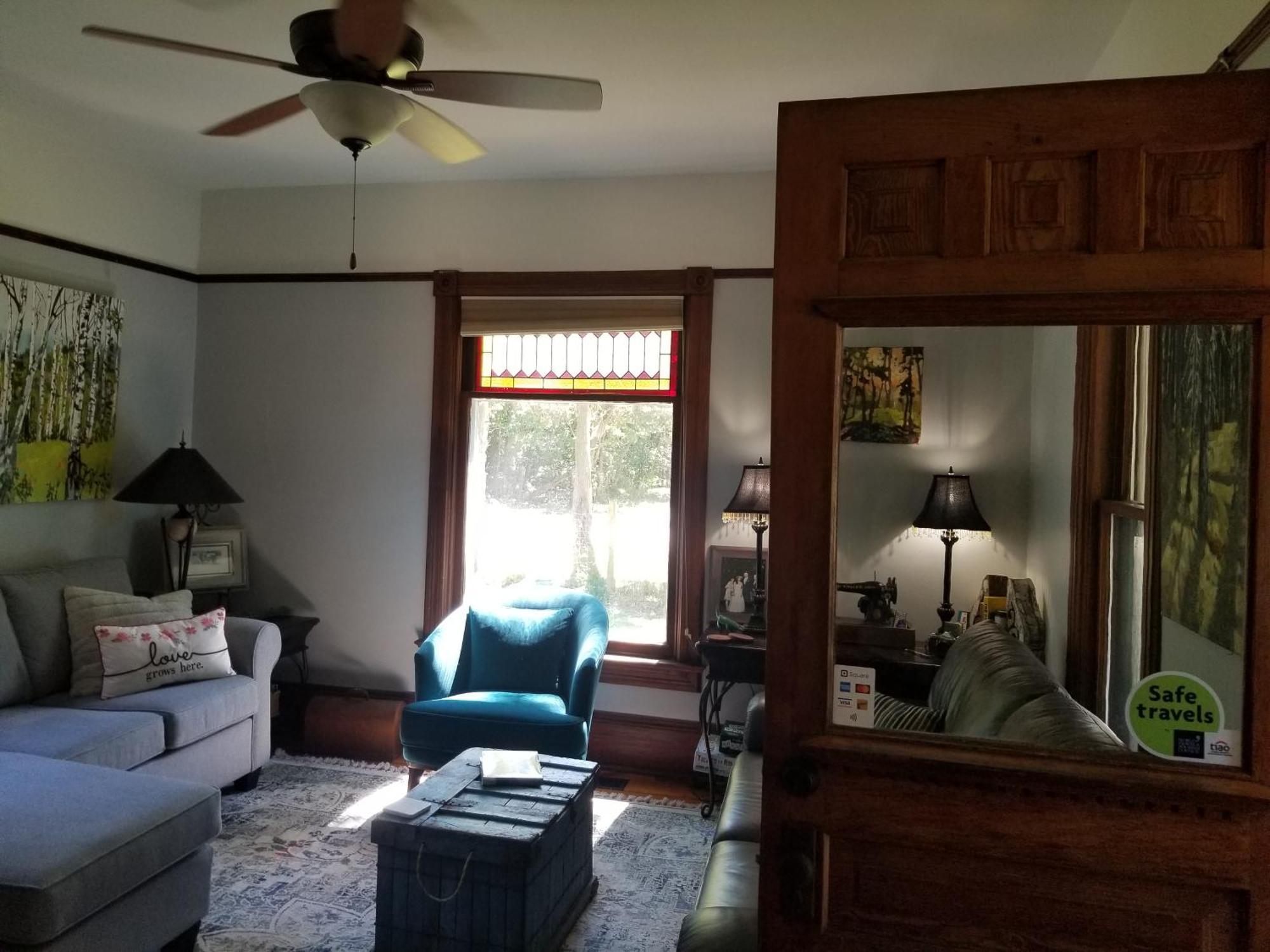 The Walnut Grove Bnb Harrow 外观 照片
